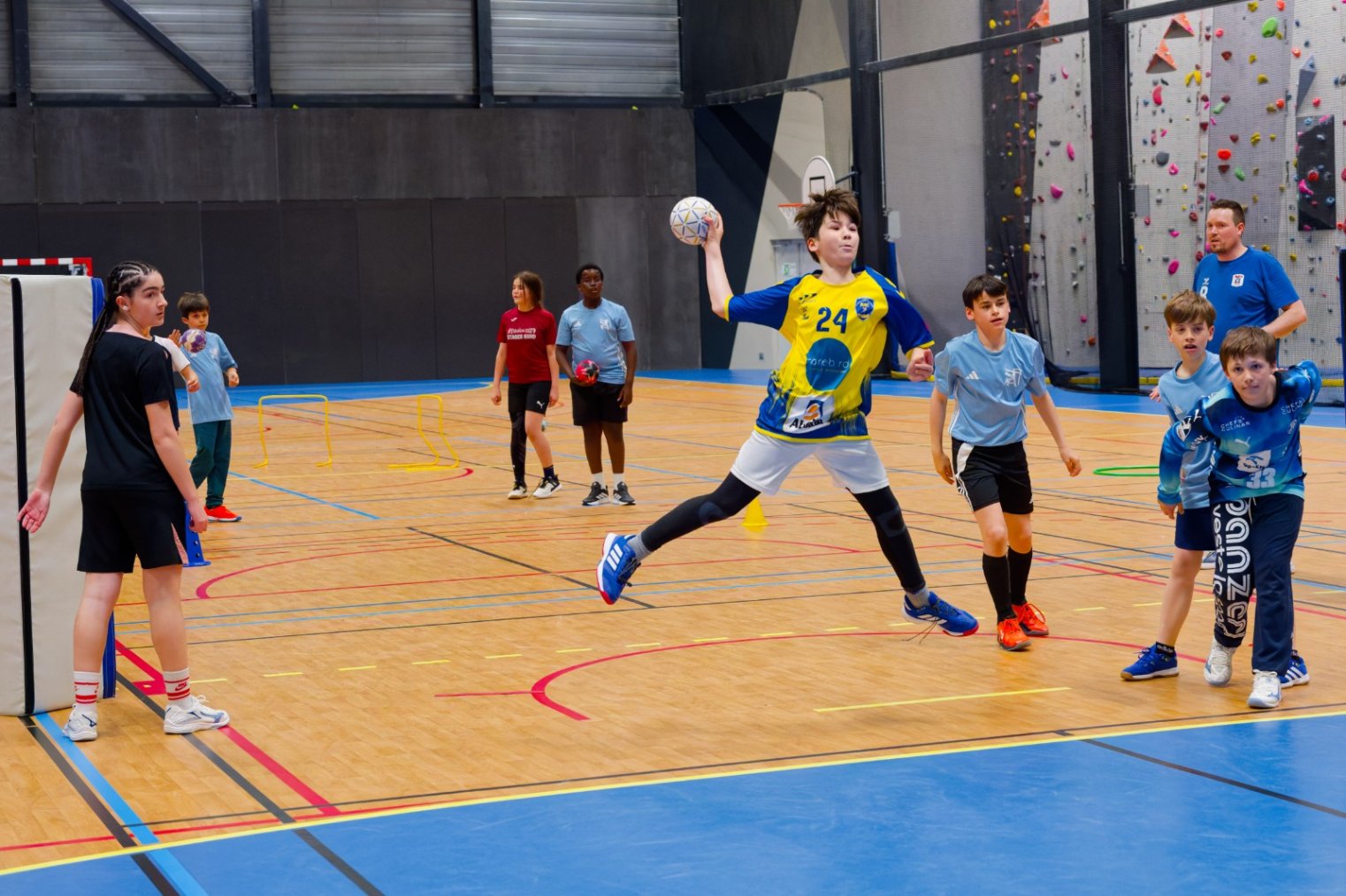 Stage internationnal handball / Saint Cyr l'école du 26 au 30 avril 2026